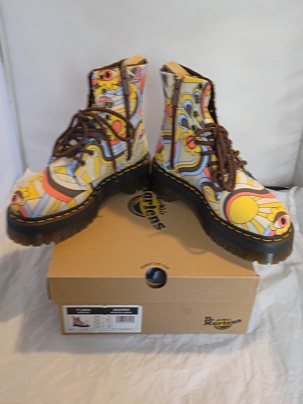 DR. MARTENS Mushroom Hippie JADON RETRO RAY CANVAS PLATFORM 8 EYE SIDE ZIP NEW - Picture 3 of 12